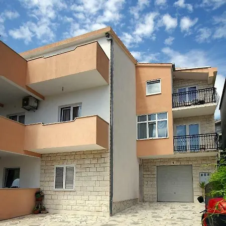 Apartment Ivan
