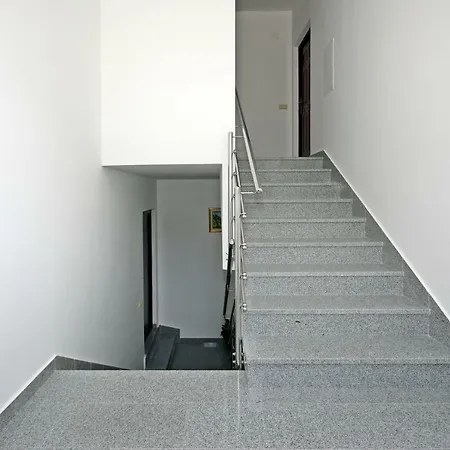Ivan Appartement *